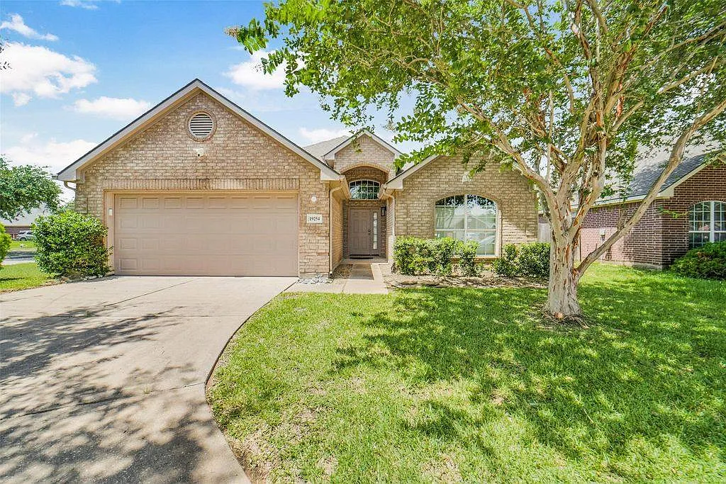 19254 Dillsbury Court in Katy, TX 77449 — Photo 1