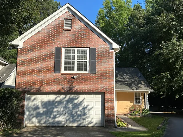 710 S Fairfield Dr, Peachtree City, GA 30269