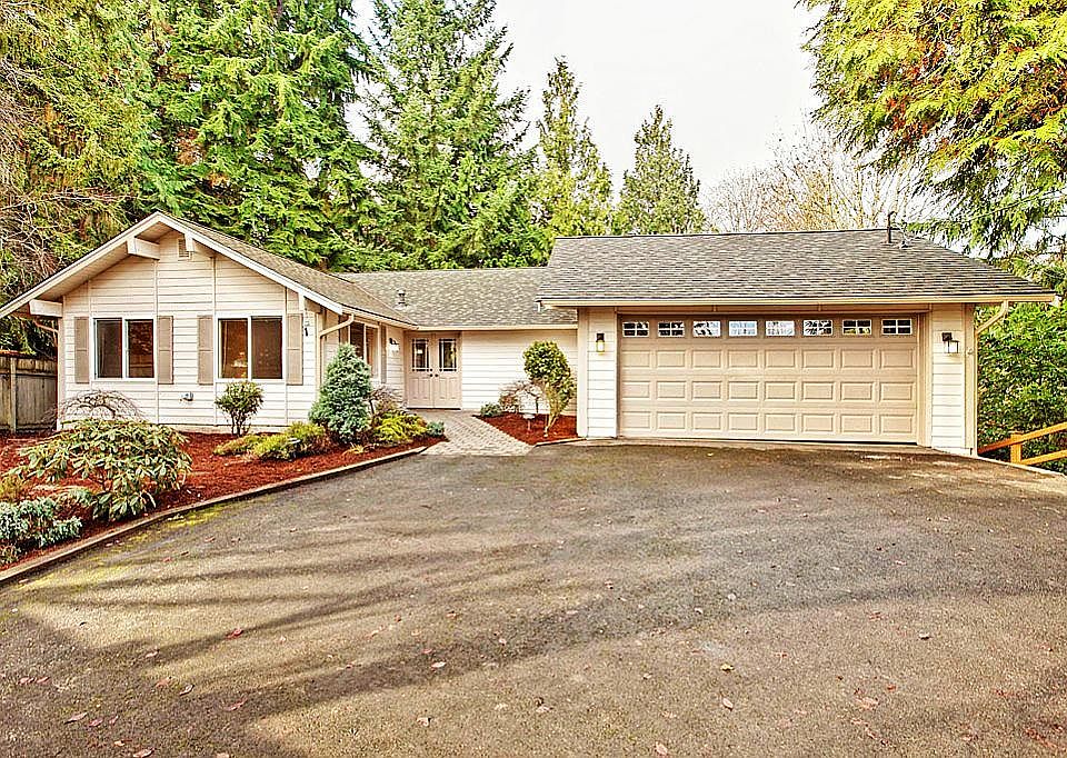 1st image of 10034 NE 33rd St
