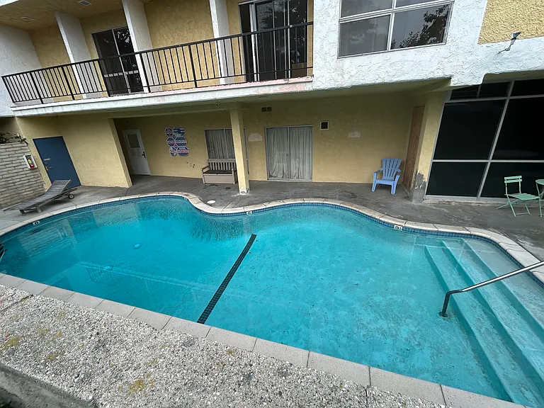 Huntington Villas, LLC & LP — Photo 7