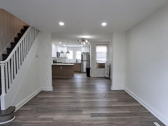 4th image of 7710 Temple Rd