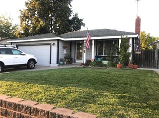 6611 Saint James Dr, Carmichael, CA 95608