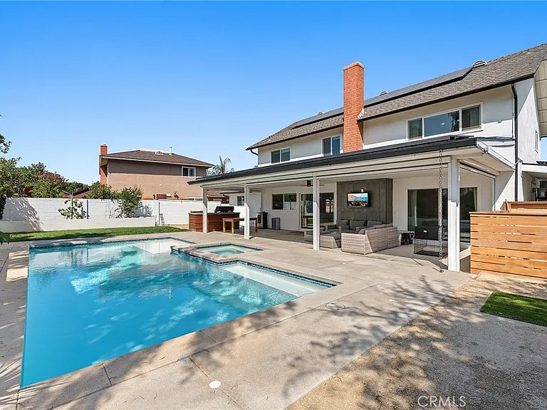 24701 Nympha Dr — Photo 35