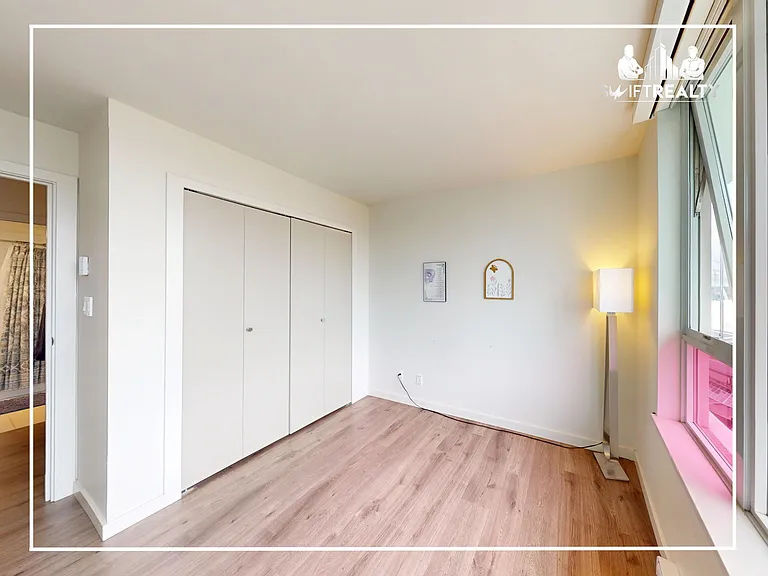 161 W Georgia St #2208 — Photo 14