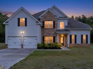 28 Village Trce, Rydal, GA 30171