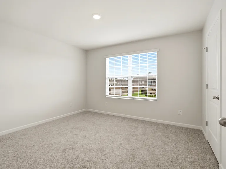 125 Stammer Farms Blvd — Photo 55