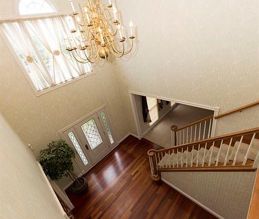 5th image of 5529 Oakfield Ln