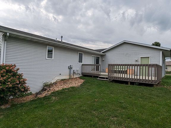 5th image of 614 E Countryside Dr
