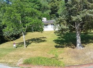 108 Shannon Ln, Johnson City, TN 37601