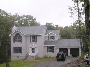 Lakewood Dr, Milford, PA 18337