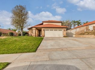 22770 Bluebird St, Grand Terrace, CA 92313