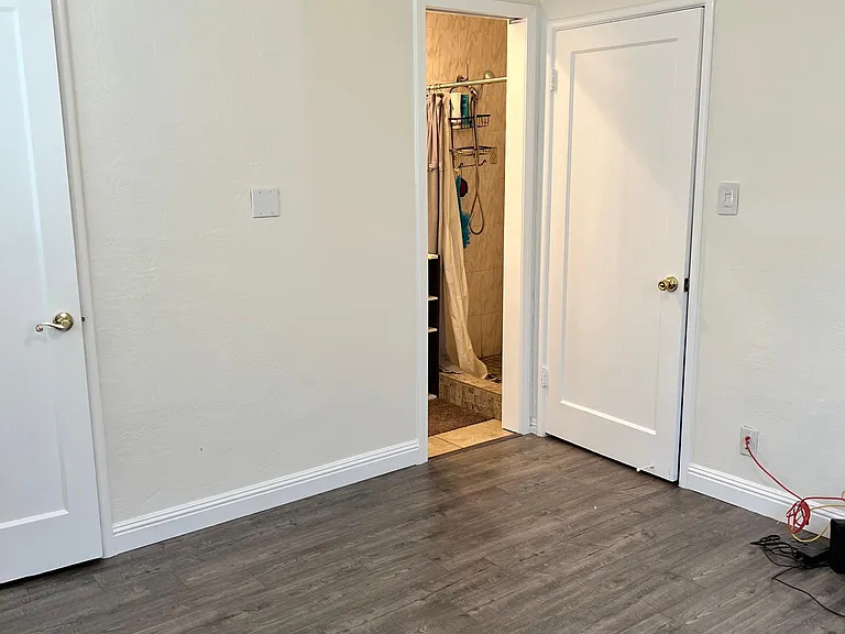 861 Sybil Ave — Photo 9