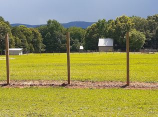 522 E Old Mill Rd, Travelers Rest, SC 29690