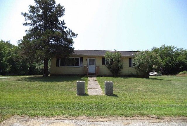 1st image of 8125 Red Fern Dr N