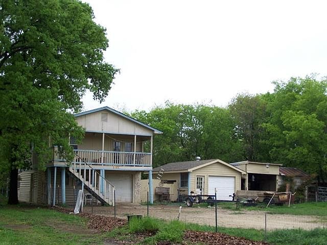 2nd image of 1117 Oak Ln