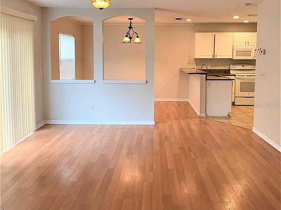 4th image of 10244 Allenwood Dr