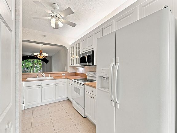 5th image of 7623 SOUTHAMPTON Terrace #312