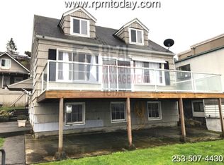 28428 Redondo Beach Dr S, Seattle, WA 98198
