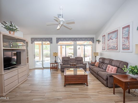 2nd image of 8407 W ROSEMONTE Drive