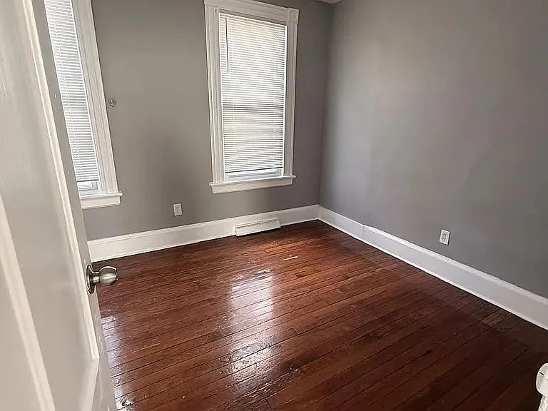 77 Shepard St #1 — Photo 4