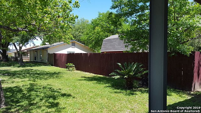2nd image of 4418 Hickory Hill Dr