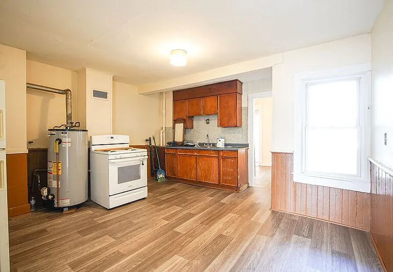 34 Joy St #2R — Photo 2