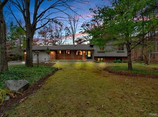 75 Ridgemont Rd, Oxford, MI 48370