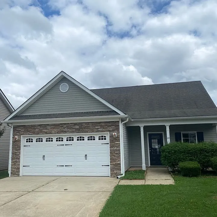 65 Oakbrook Dr