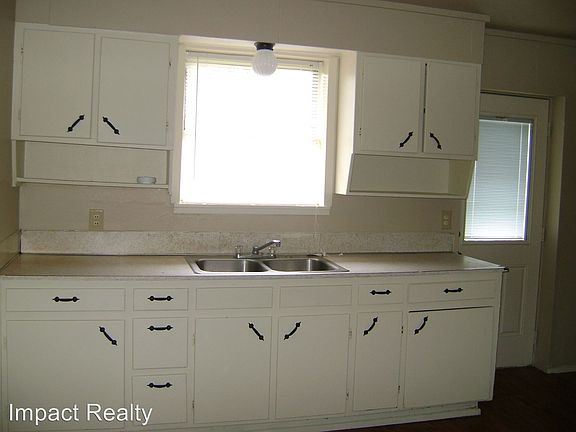 5th image of 5225 Lamesa Ave