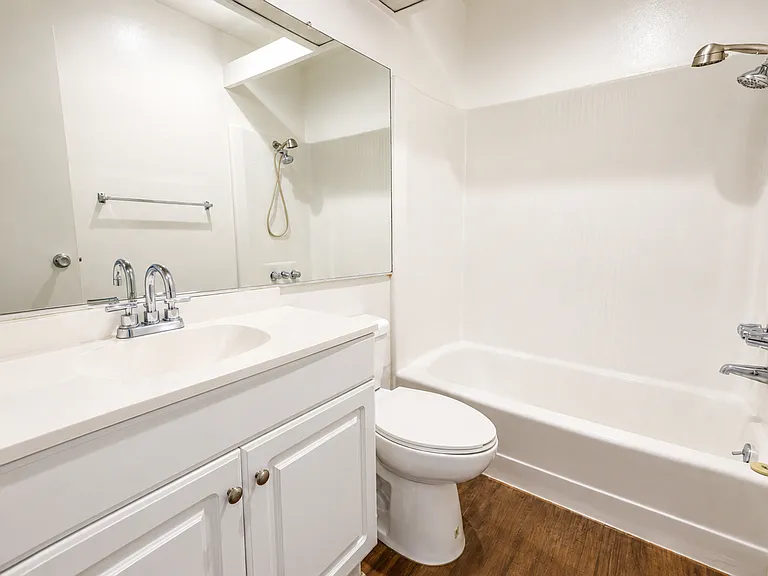 20134 Leadwell St #167 — Photo 11