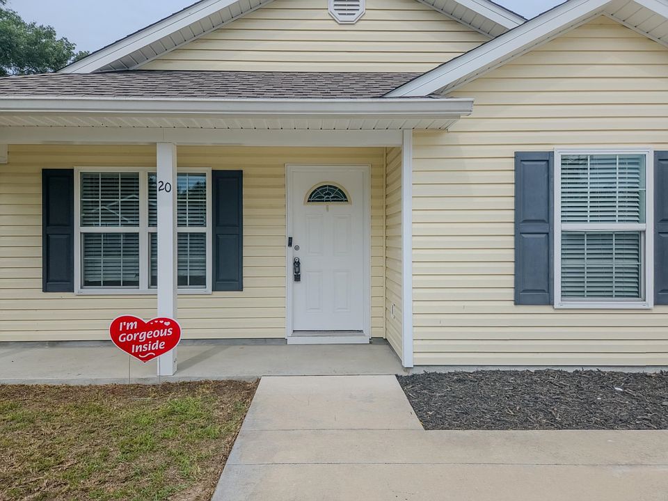 1st image of 20 Tranquil Ln