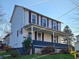 458 Fisher Hill St, Sharon, PA 16146
