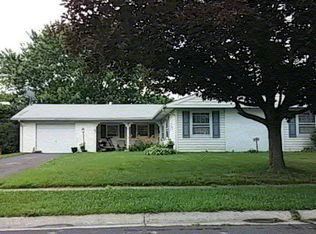 16 Norwood Ln, Willingboro, NJ
