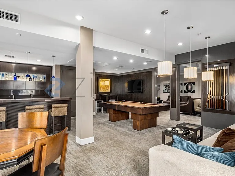 300 E 4th St #407 — Photo 35
