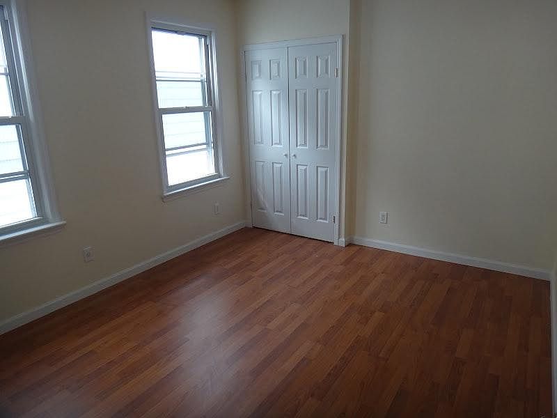 1st image of 20 Shepard Ter Floor 1