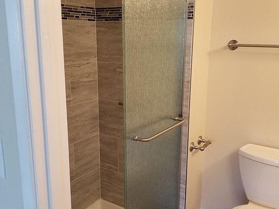 5th image of 5450 Mayme Ave APT 16