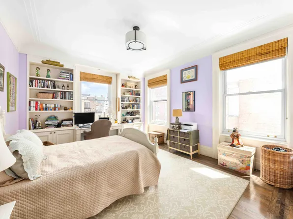 875 Park Avenue image 16 of 22