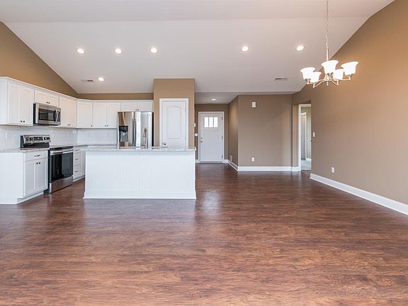 4th image of 214 Windward Way