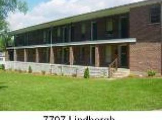 7707 Lindbergh Dr APT E, Maplewood, MO