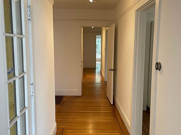 Front hallway with Nest thermostat