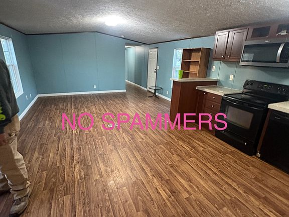 3rd image of 2140 Cincinnati Rd Unit 25