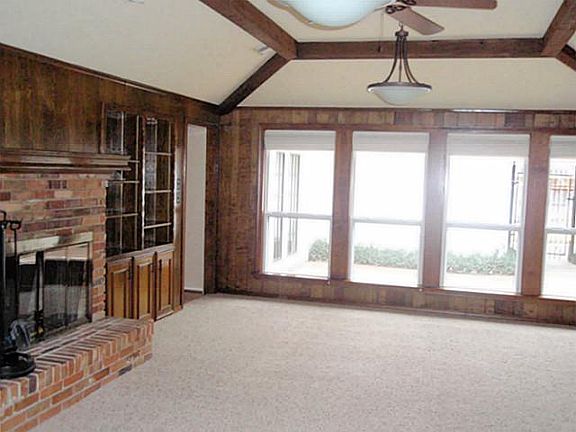 2nd image of 3104 Dunes Pl