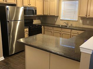 1127 Misty Isle Dr, Memphis, TN 38103