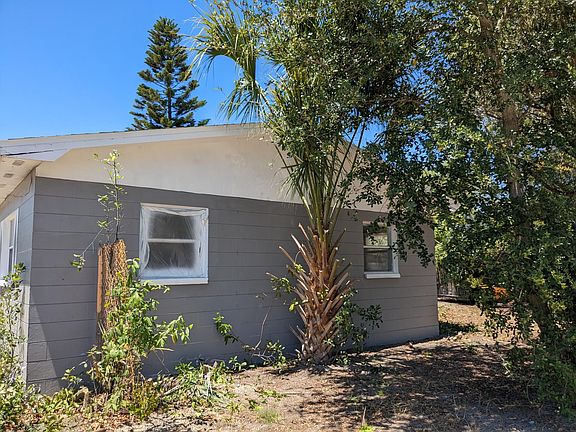 4th image of 4001 10th Ave S