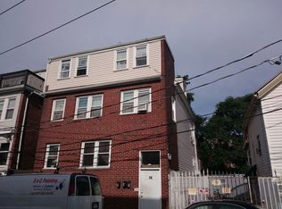 18 Dacia St, Dorchester, MA 02125