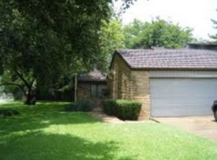 5701 Boca Raton Blvd, Fort Worth, TX 76112