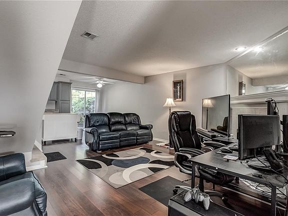 4th image of 5594 NW Sunrise Meadow Ln