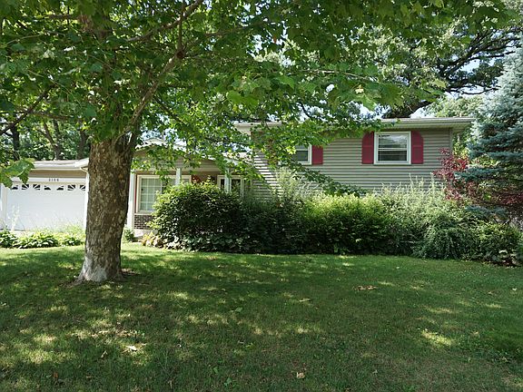 2nd image of 2108 W 49th Ave