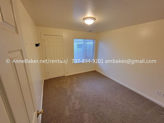 5th image of 402 N Cloverdale Blvd #A