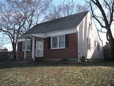 2nd image of 49 Lincoln Ave